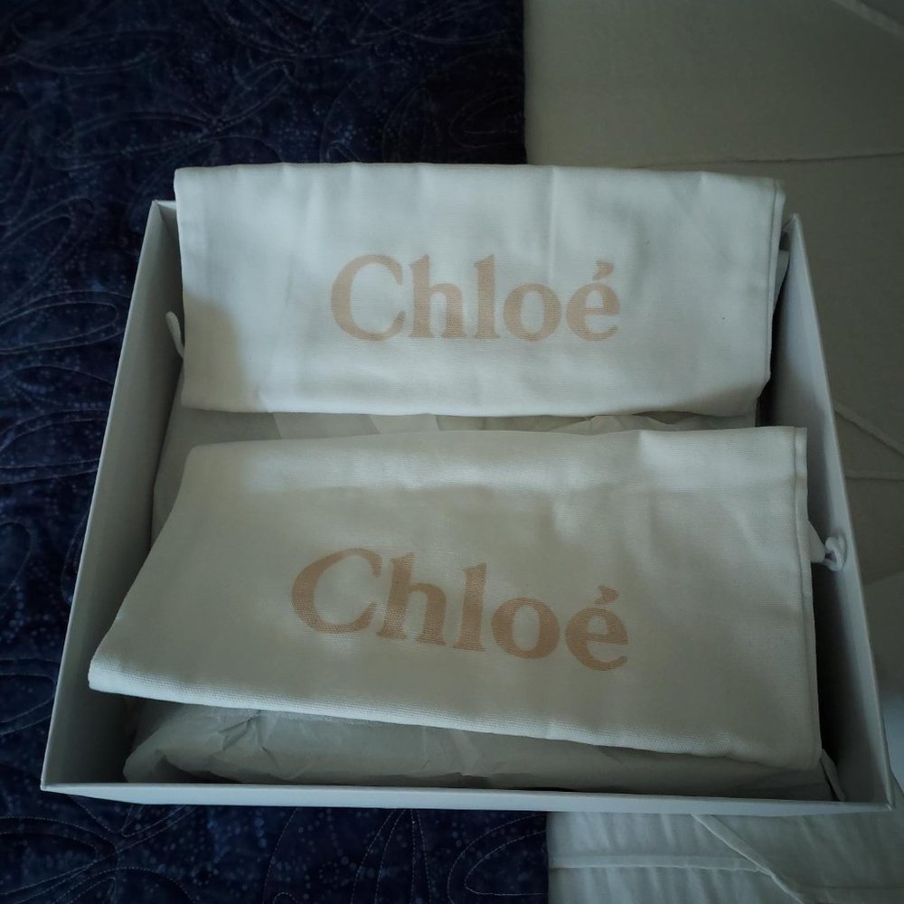 NIB Chloe "Franky" ankle boot, **Navy color** size 39 - Picture 15 of 16